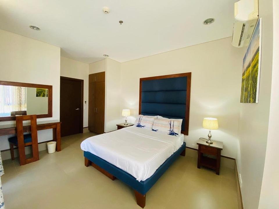 Anvaya Cove Penthouse Unit 10-2 Br. Appartement Morong  Buitenkant foto