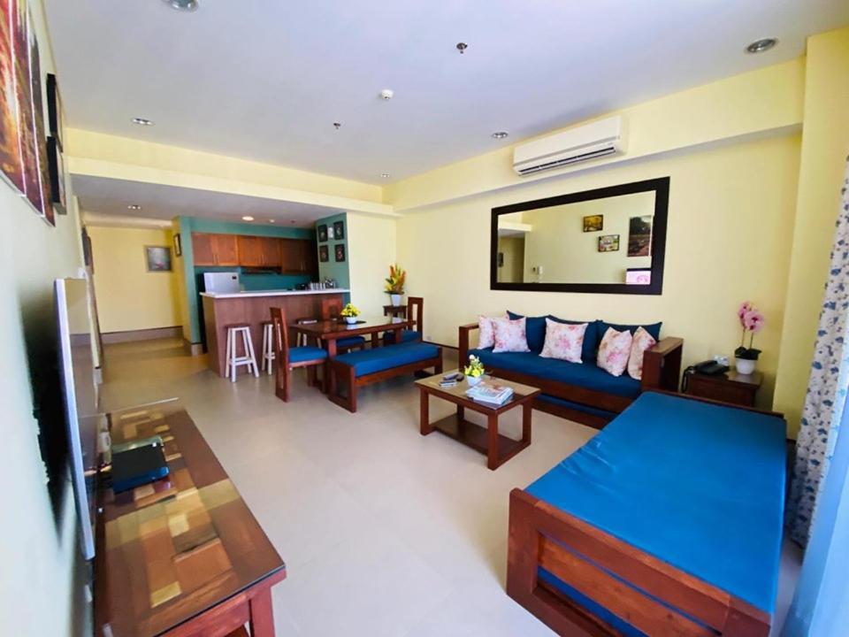 Anvaya Cove Penthouse Unit 10-2 Br. Appartement Morong  Buitenkant foto